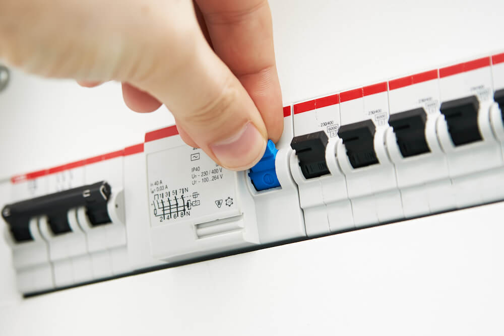 Oosterom Installaties BV - Dé specialist in groepenkasten